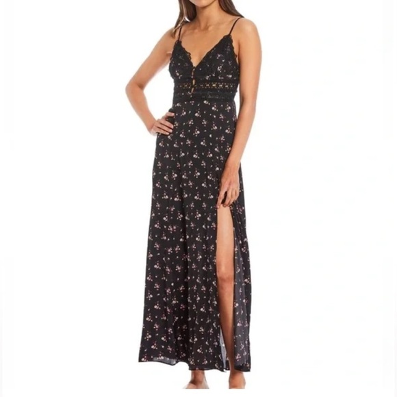 Free People Movement Out & About Maxi Slip Size S - Picture 1 of 11